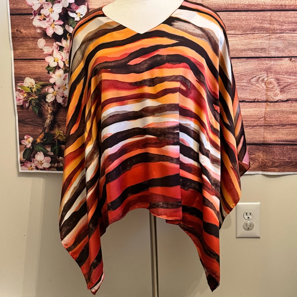 Dana Buchman Multicolor Poncho Blouse Sz S Abstract Stripe Kimono Sleeve Flow